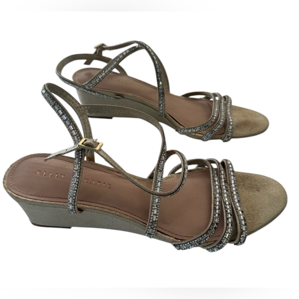 Kelly & Katie Tamara Evening Embellished Wedge Sandal sz 9.5 Platino